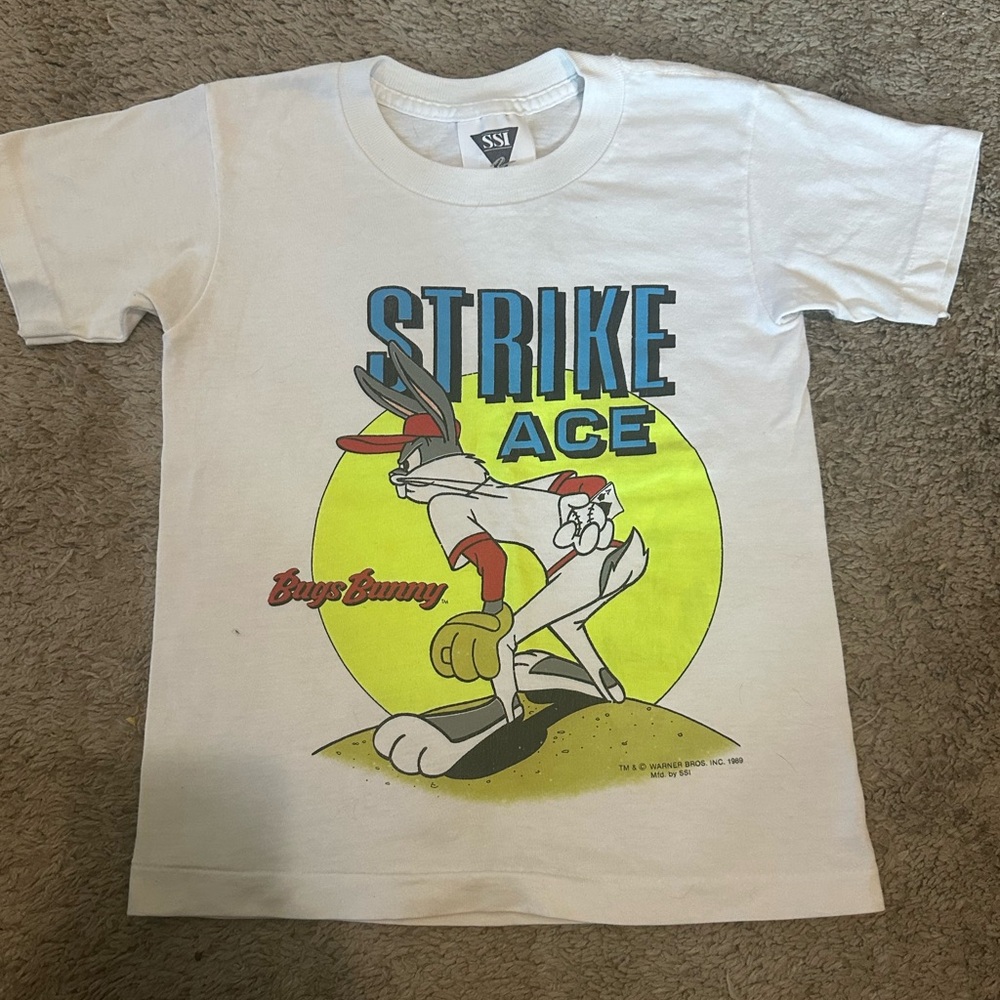 Vintage Bugs Bunny White Tee with Yellow and Blue Accents